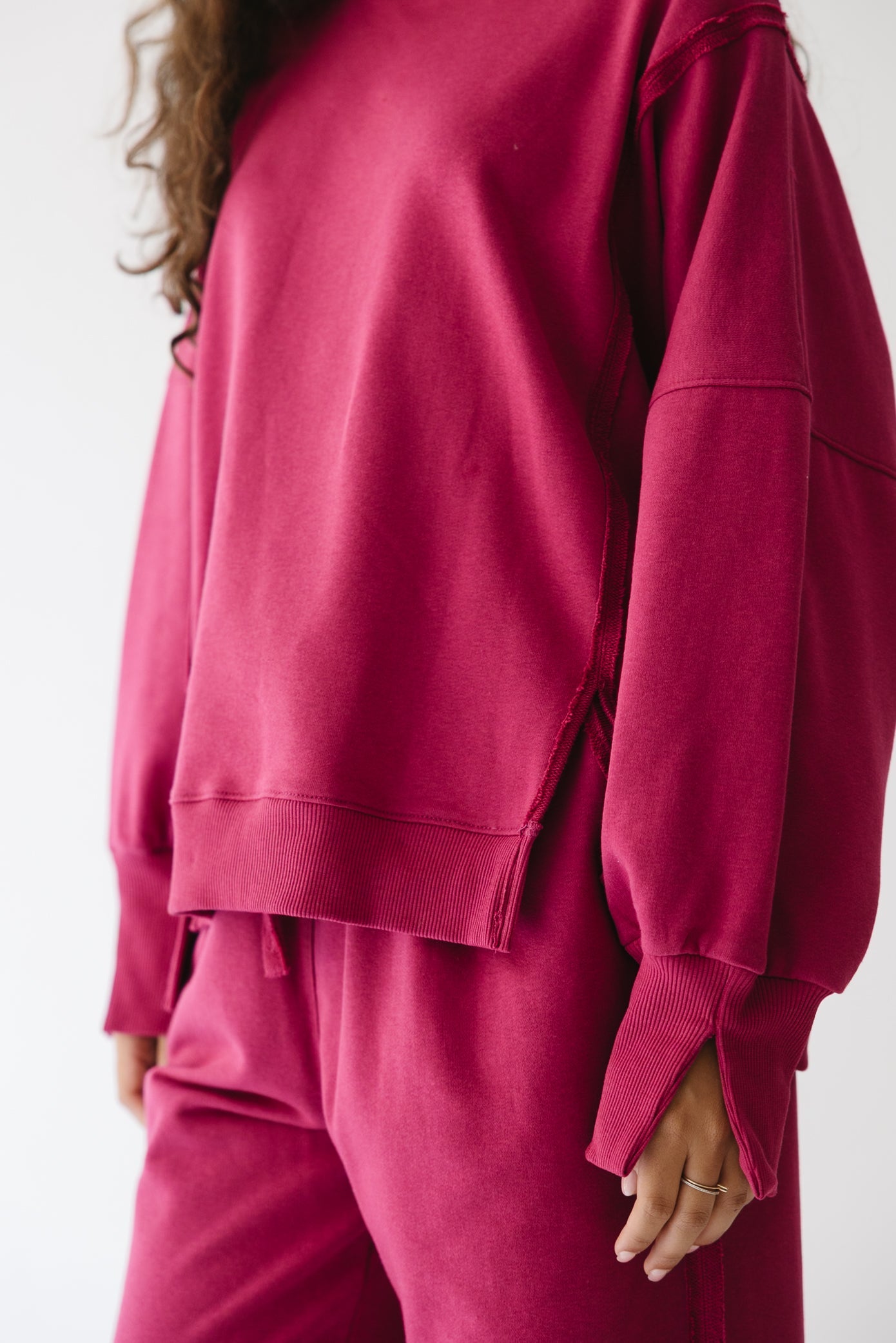 The Ease Lounge Set in Raspberry