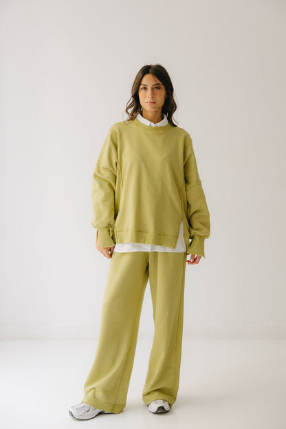 The Ease Lounge Set in Lime