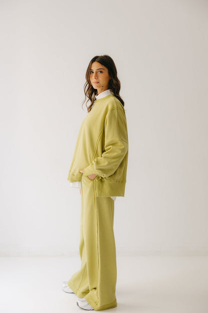 The Ease Lounge Set in Lime