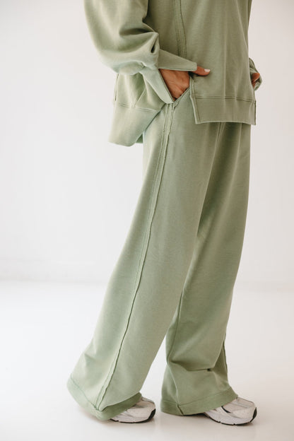 The Ease Lounge Set in Mint