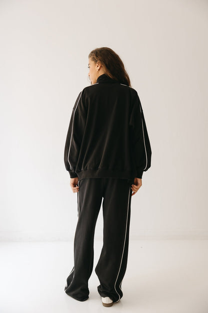 The Line set in Black