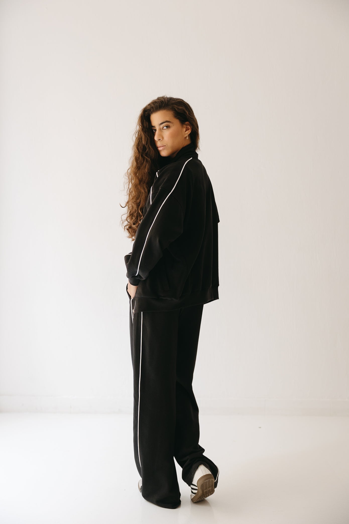 The Line set in Black