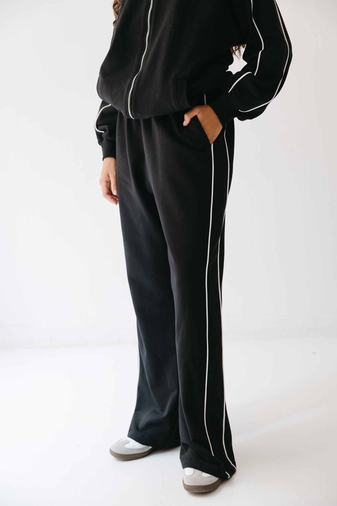 The Line set in Black