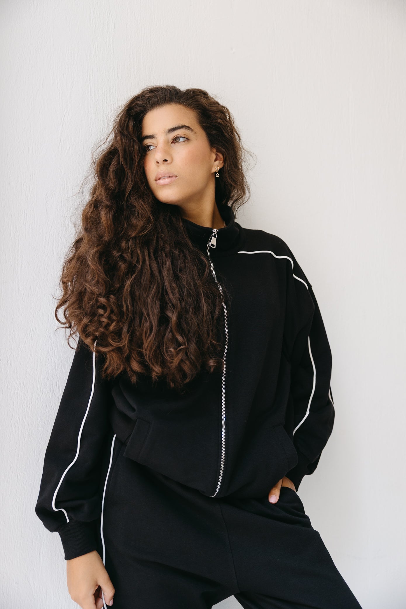 The Line set in Black