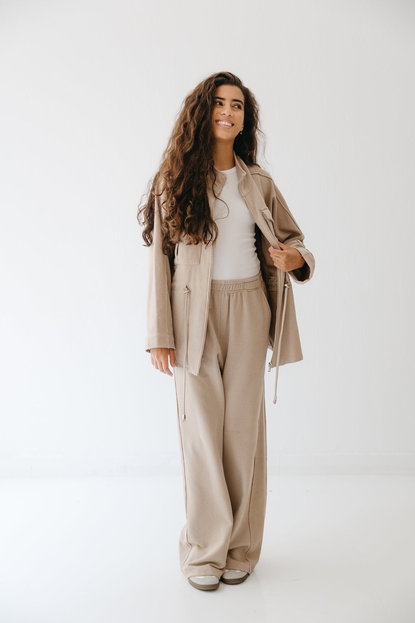 Everyday Utility Set in Beige