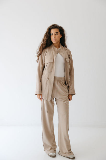 Everyday Utility Set in Beige