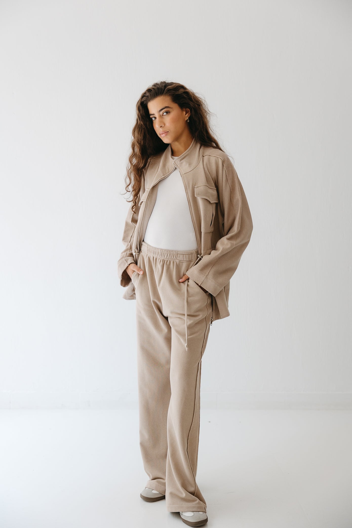 Everyday Utility Set in Beige