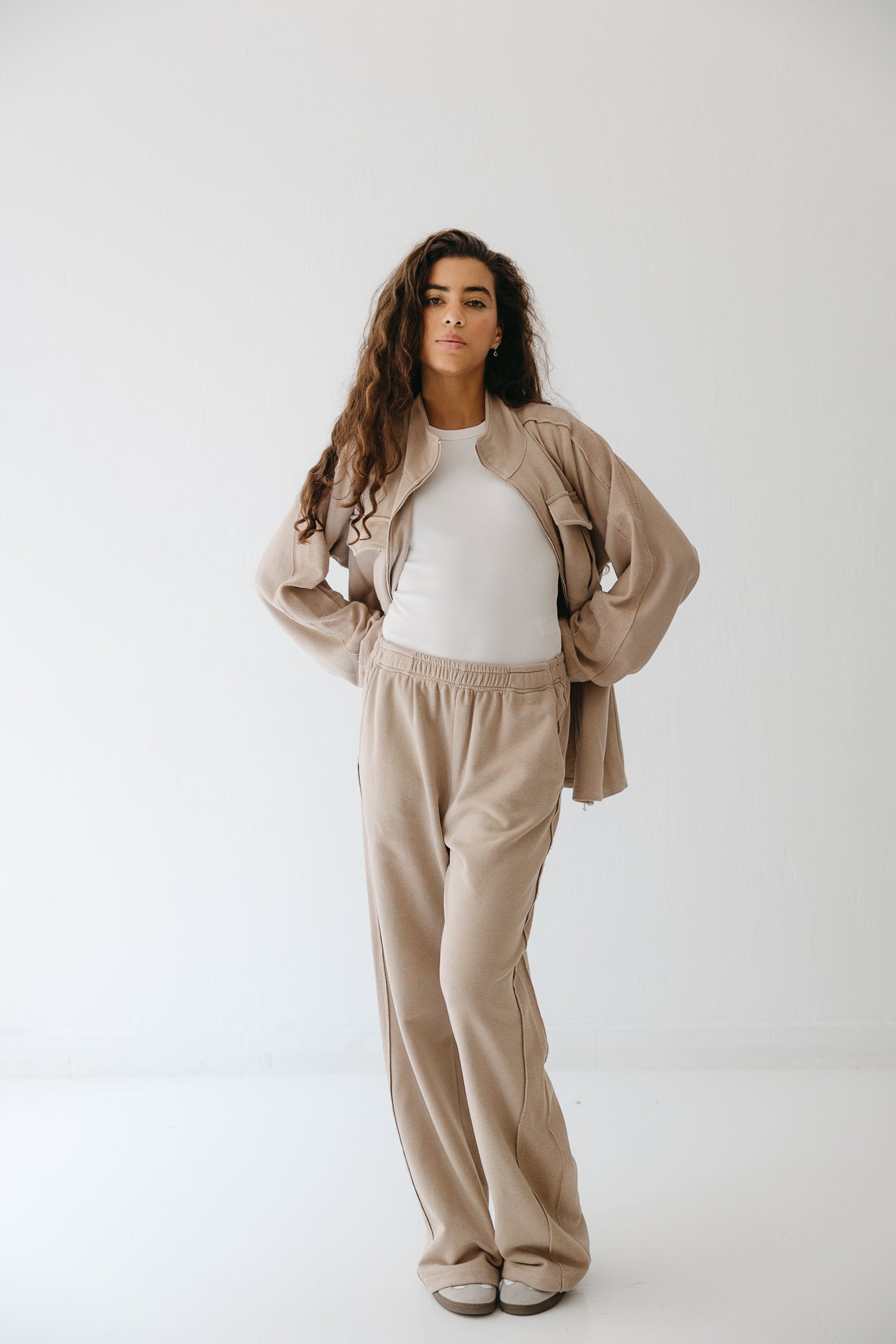 Everyday Utility Set in Beige