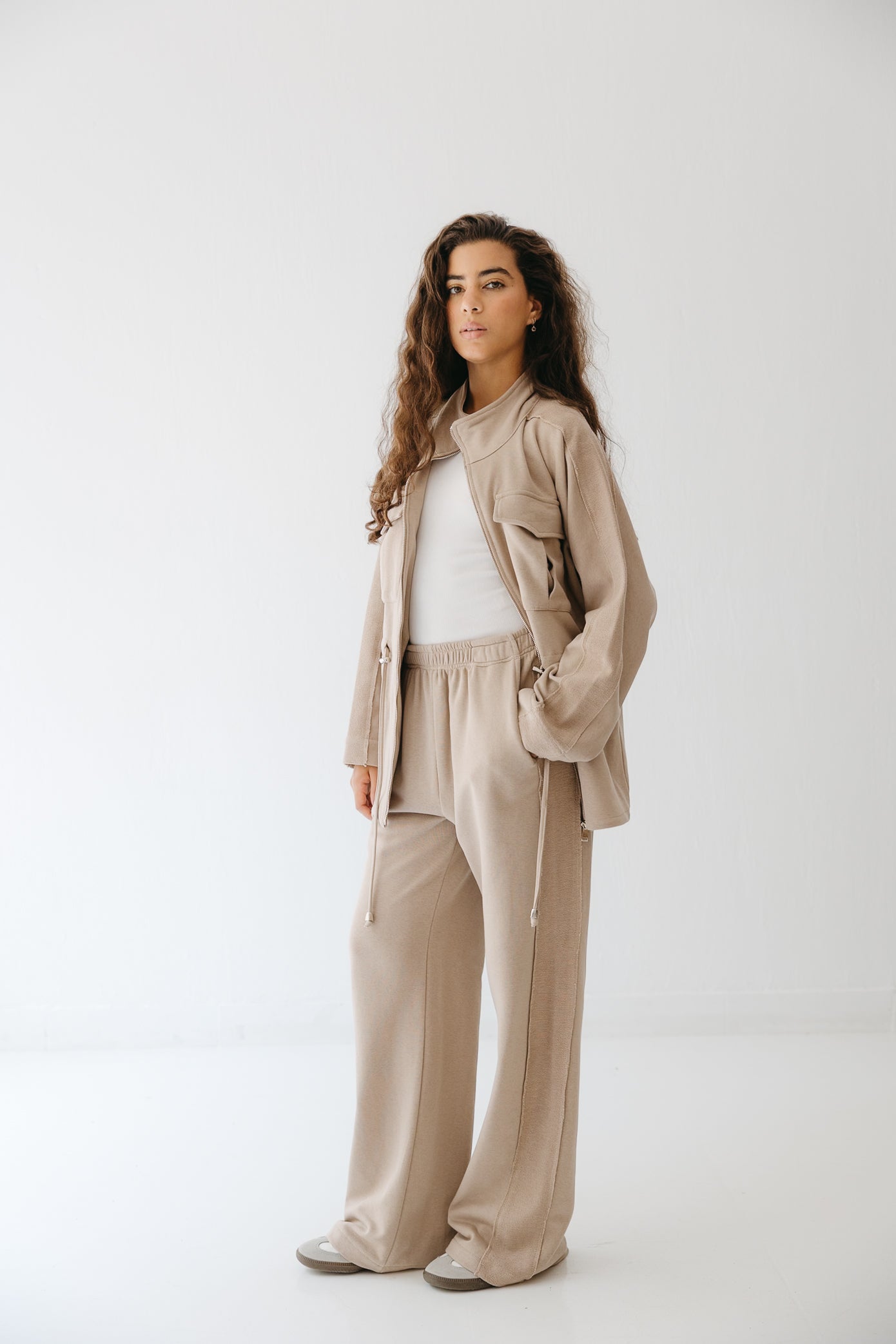 Everyday Utility Set in Beige