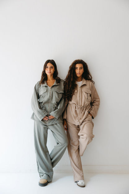 Everyday Utility Set in Beige