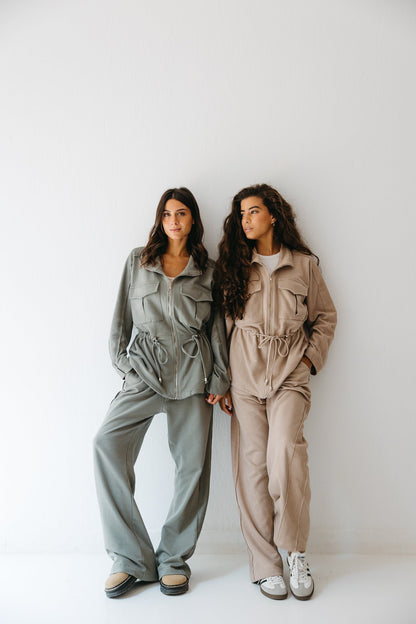 Everyday Utility Set in Beige