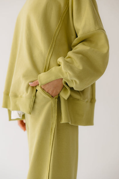 The Ease Lounge Set in Lime